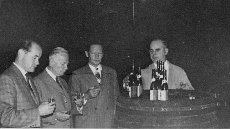 Weinhandel Einig-Zenzen - 1939 - Gründung und offizielle Registrierung