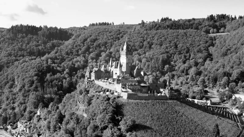 Weinhandel Einig-Zenzen - 1636 - Ursprung Moseltal Weinhandel Einig-Zenzen - 1636 - Ursprung Moseltal