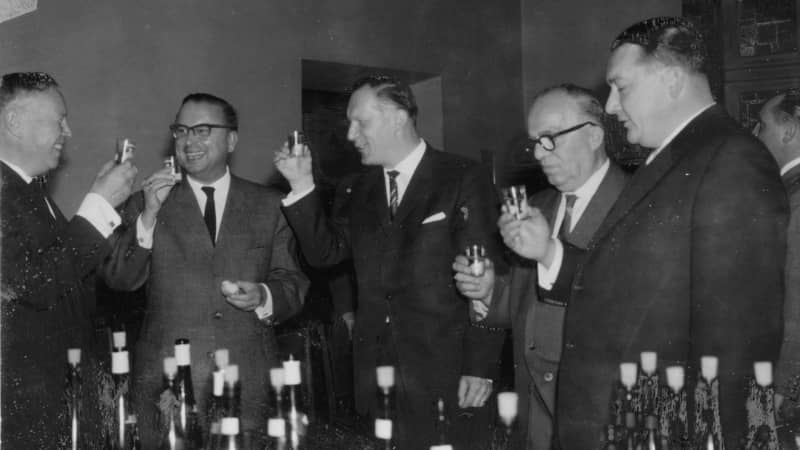 Weinhandel Einig-Zenzen - 1971 - Australien Weinhandel Einig-Zenzen - 1971 - Australien